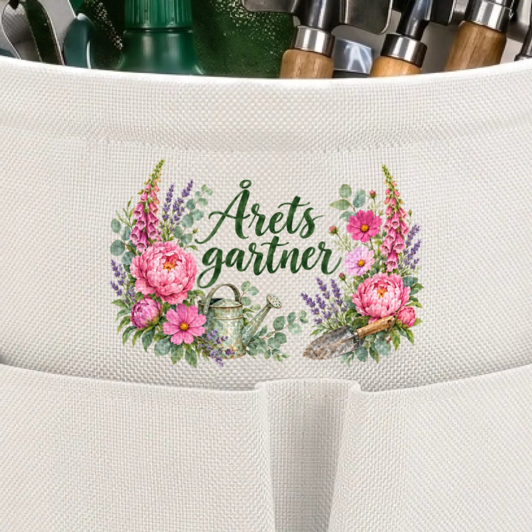 Nærbilde av akvarelltrykket med pioner, revebjeller, lavendel og «Årets gartner»